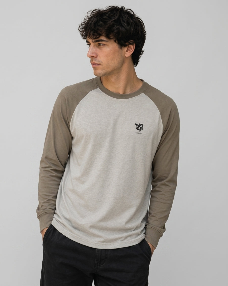 Camiseta manga larga Darpa Varsity Long Sleeve [🌱 Sostenible]